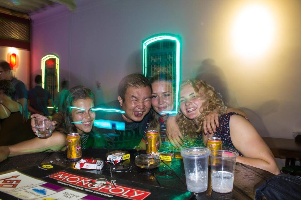 Tipsy Tiger Party Hostel George Town Exteriör bild